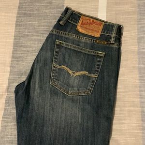 Lucky brand denim jeans. Size 4 in great condition. Low rise waist, boot cut